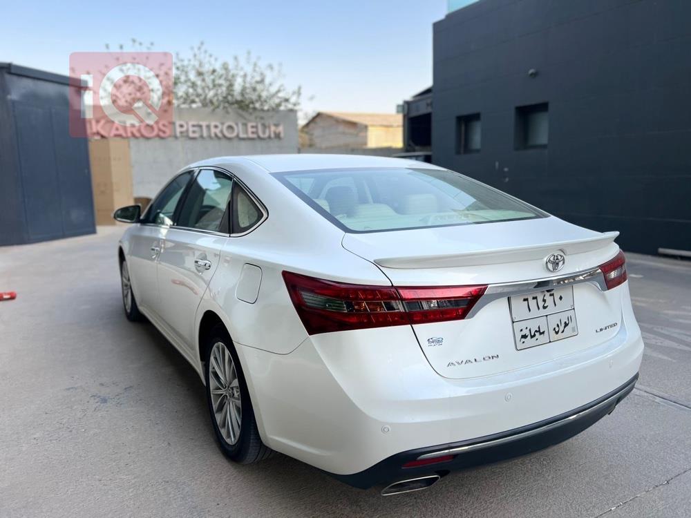 Toyota Avalon